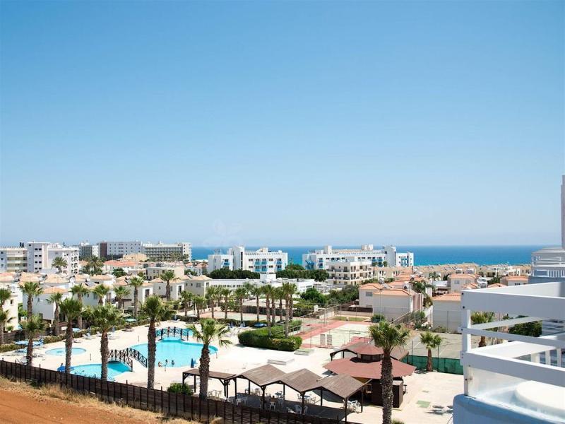 Pernera Polycarpia Hotel מראה חיצוני תמונה