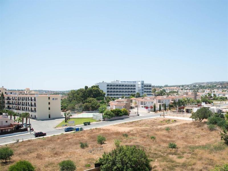 Pernera Polycarpia Hotel מראה חיצוני תמונה