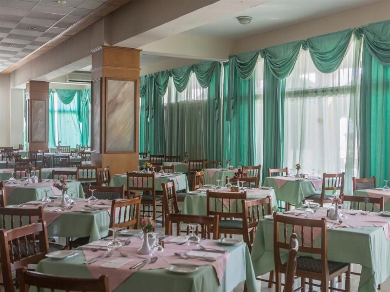 Pernera Polycarpia Hotel מראה חיצוני תמונה