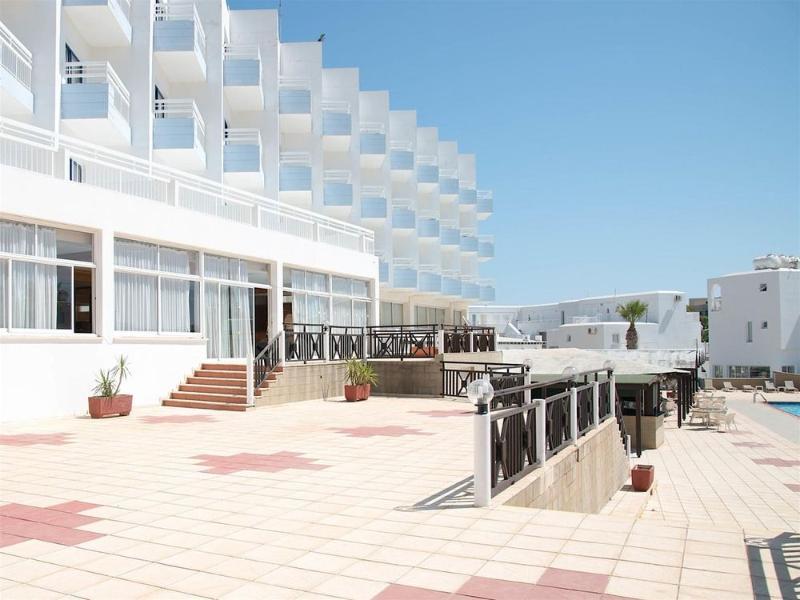 Pernera Polycarpia Hotel מראה חיצוני תמונה